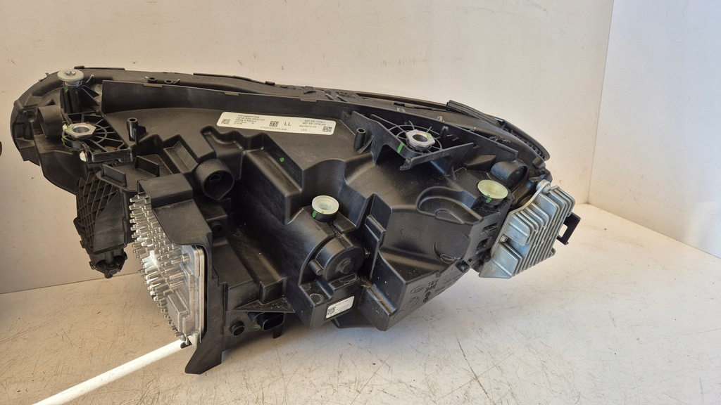 LAMPĂ FAŢĂ STÂNGA DREAPTA BMW M2 G87 NEGRU COMPLET 9503470 9503469 Product image