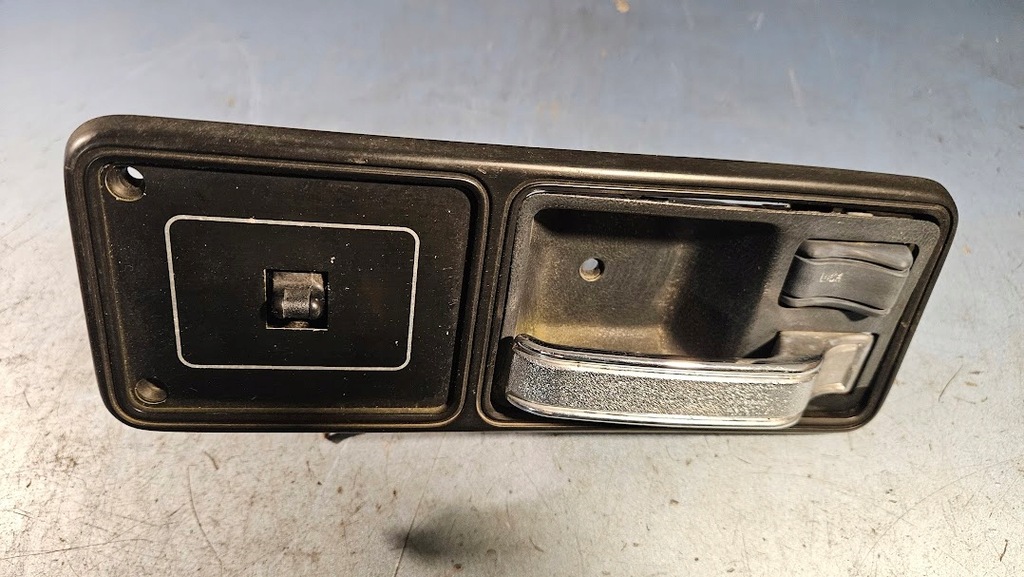 Comutator mâner ușă interior din PP JEEP CHEROKEE XJ 8955002154 56007218 Product image