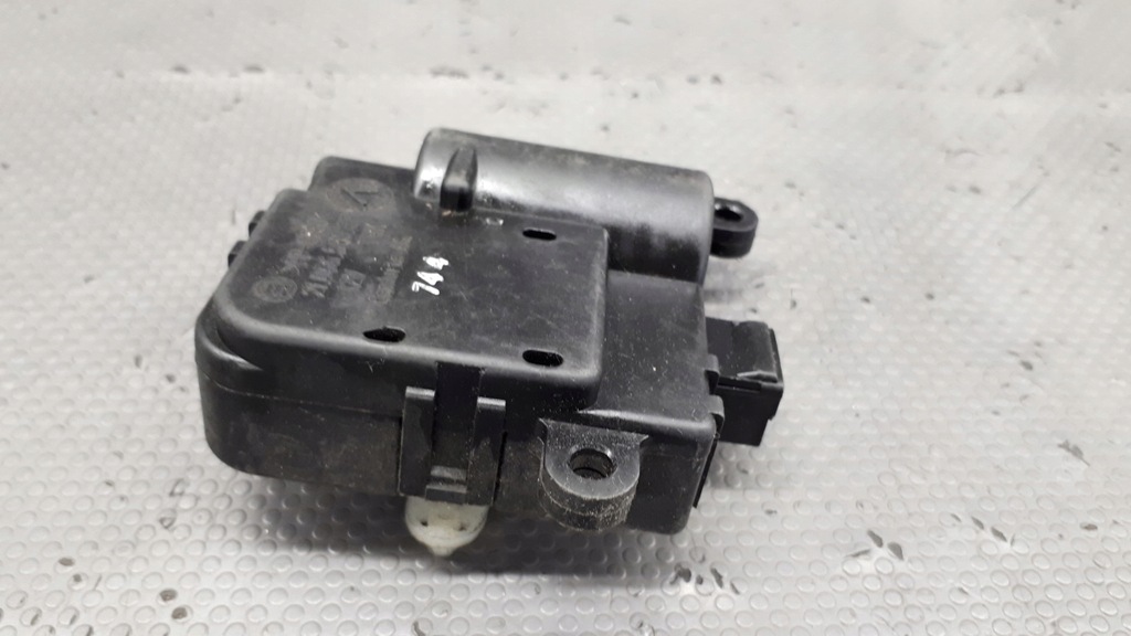 210665693F Motor control debit aer xsara 1.4l Product image