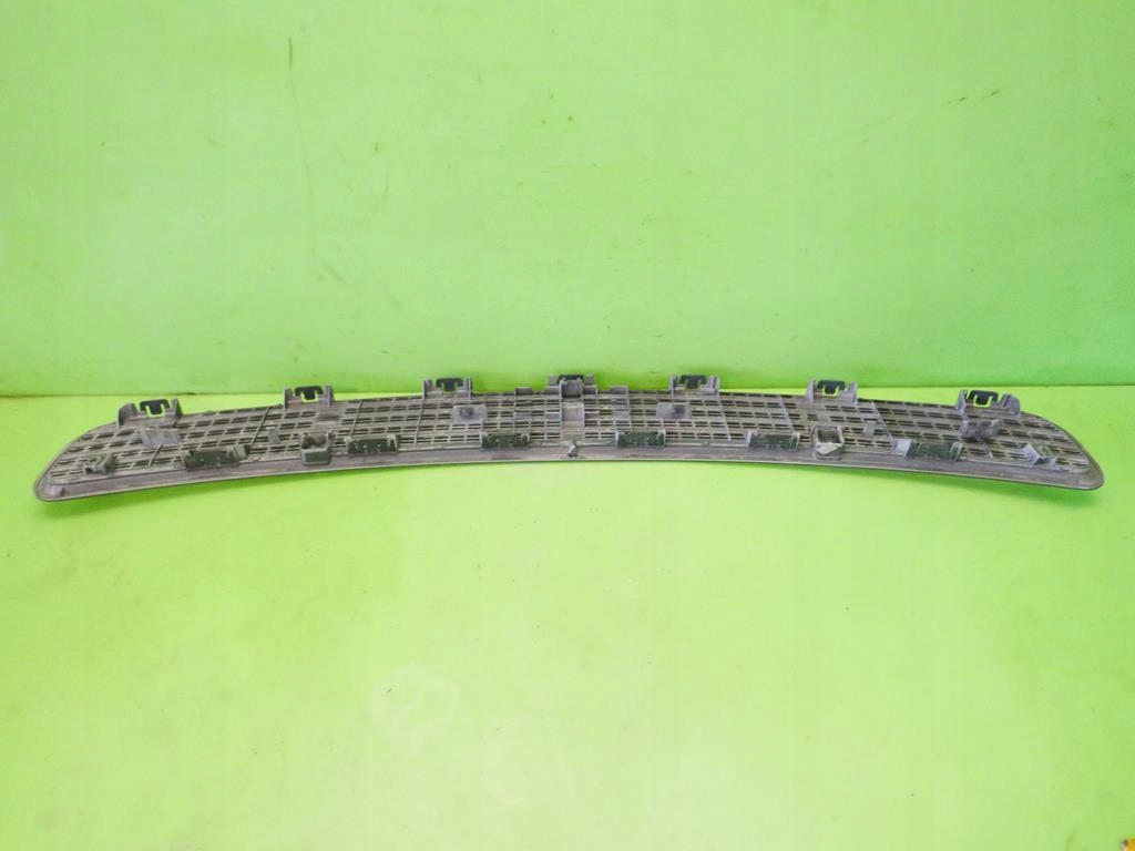 GRILA DE ADMISIE MASCA AER MERCEDES W211 02-06 Product image