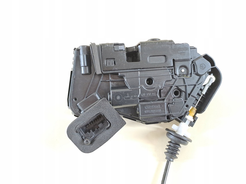 BLOCARE UȘI DREAPTA FAȚĂ, ȘURUBURI FAȚĂ DREAPTA, SKODA SUPERB 3 III 19 Product image