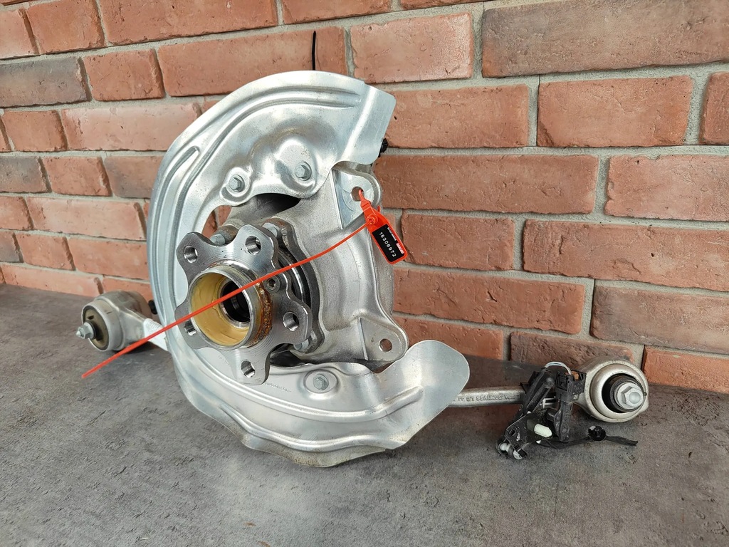 BMW G01 X3 G02 X4 Hub stânga Product image