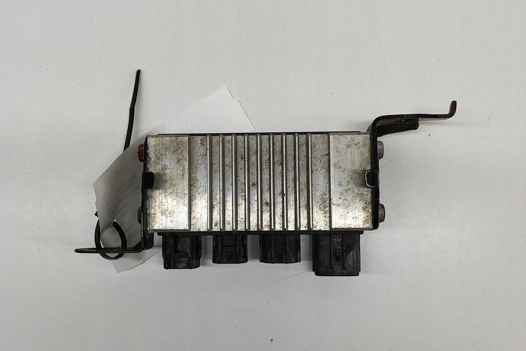 Toyota Hilux 8 AN110 Unitate de control brodat cu lumânări 28551-0E010 2.4D Product image