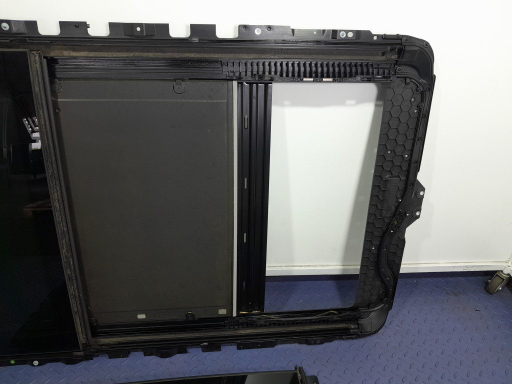 BMW 5 F11 TOURING TRAPĂ PANORAMĂ TRAPĂ 7237960 Product image