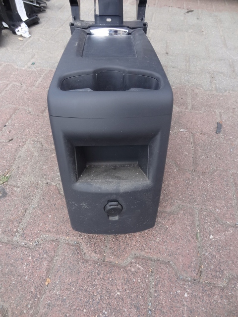 CENTRU TUNEL DEPOZITARE PEUGEOT 5008 9670593077 Product image