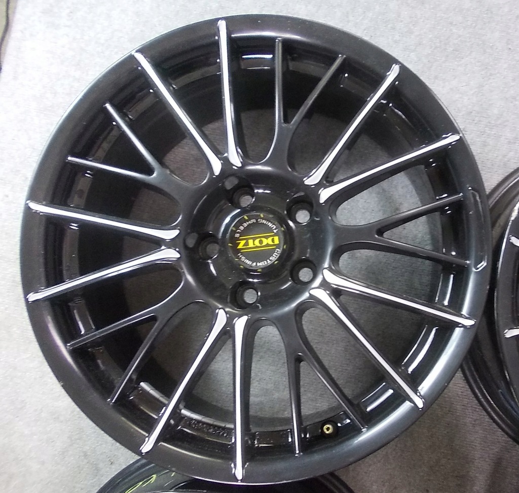 jante DOTZ RAPIER 17X8 5X112 ET35 KBA 48271 Product image