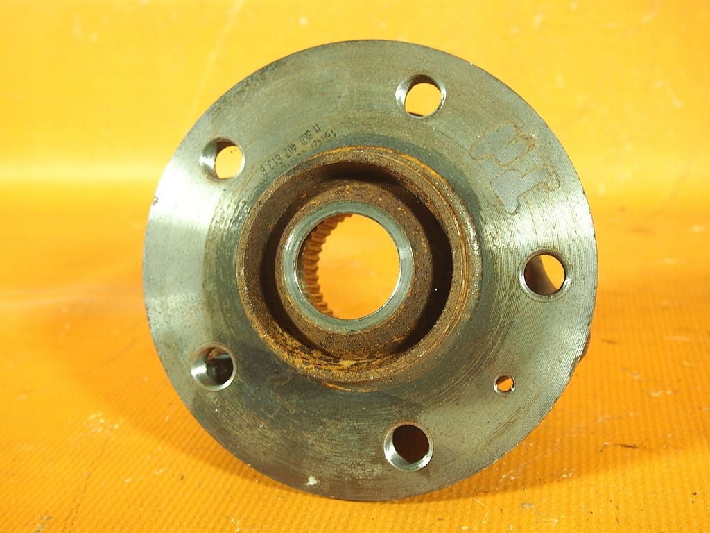 Rulment roata butuc Audi A7 4G LIFT 24KM 8k0407613b / 8k0407635p Product image