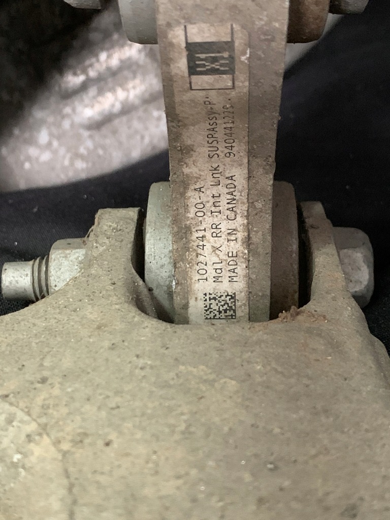 Suspensie spate Tesla X RAVEN 2020 LH 1027411-00-D Product image
