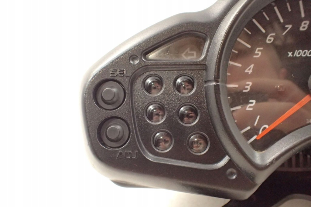 Suzuki SFV 650 Gladius Contor, ceasuri, cadru Product image