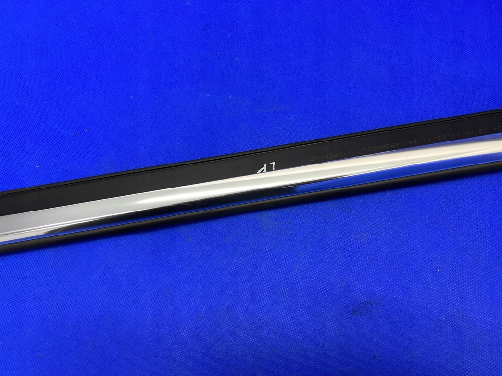 AUDI A7 C7 BANDA DE RACTER UȘĂ CROMĂ STÂNGA FAȚĂ 4G8853283B 43 Product image