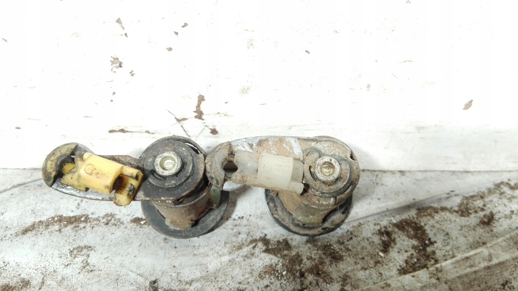 INSERȚIE BLOCARE UȘĂ FATA NISSAN SUNNY N13 SET Product image