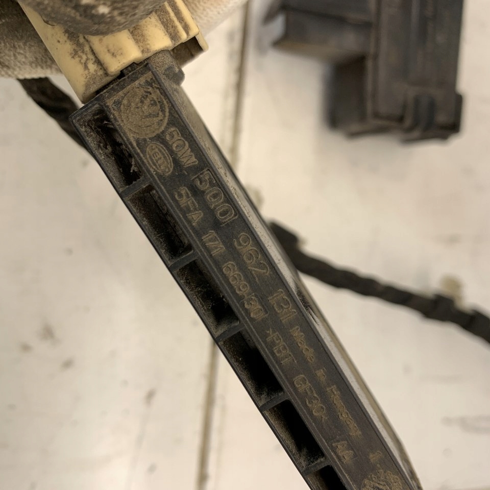 Radar spate dreapta stanga setat asistent de schimbare a benzii VW PASSAT B8 3G 16 ani Product image