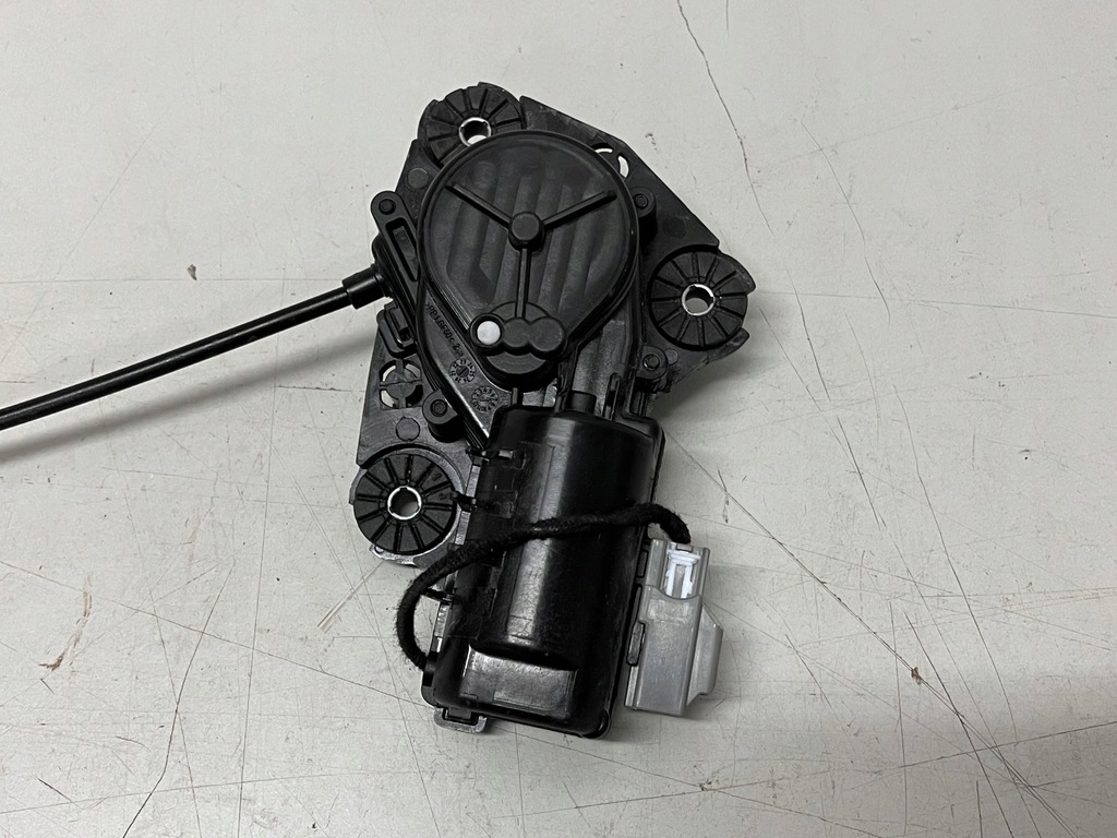 BLOCARE DE TĂIEREA NIVELULUI PORGAIUL SPATE VOLVO S90 V90 Product image