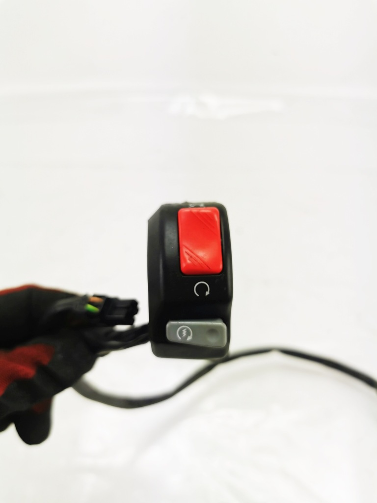 COMUTATOR DREAPTA Kawasaki ZX6R ZX-6R ZX 6R 636 13-17 Product image
