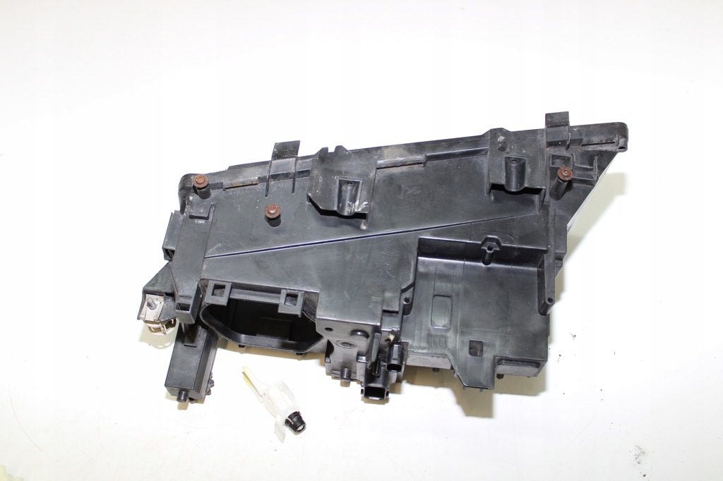BMW E38 LIFT CARCASA LAMPI FATA DREAPTA FARA XENON + REGULATOR Product image