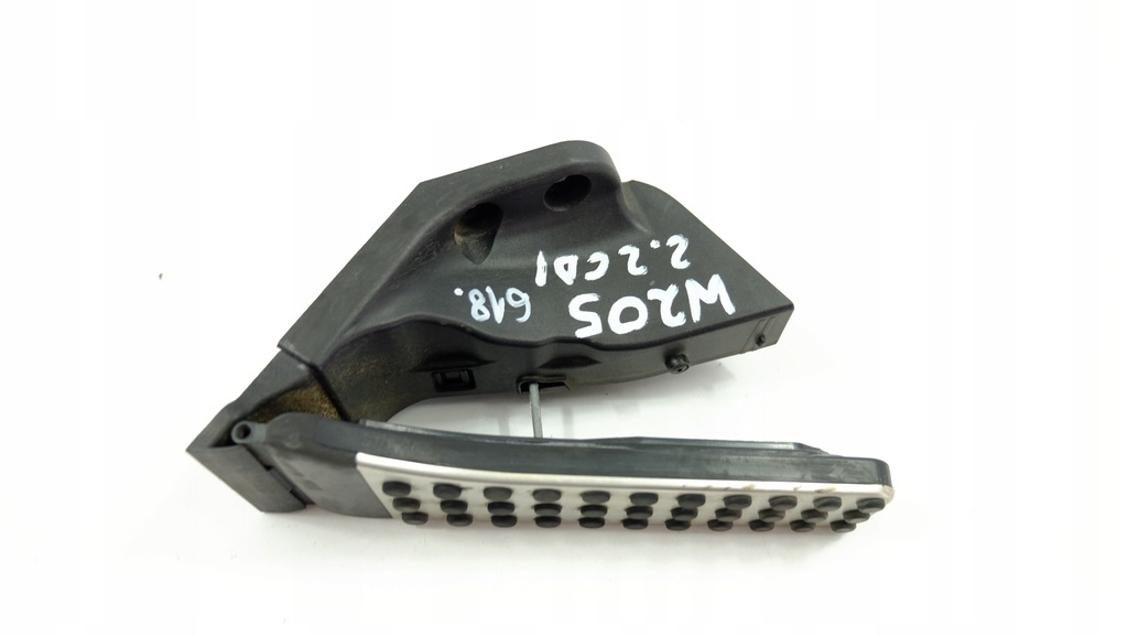 MERCEDES C-CLASS W205 2.2 CDI POTENTIOMETR PEDALA A2053000104 Product image