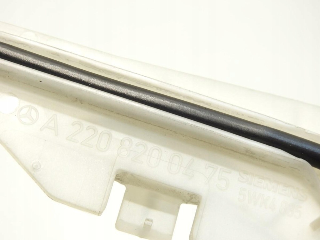 ANTENĂ FĂRĂ CHEIE UȘĂ DREAPTA 5 PIN MERCEDES W220 A2208200475 Product image