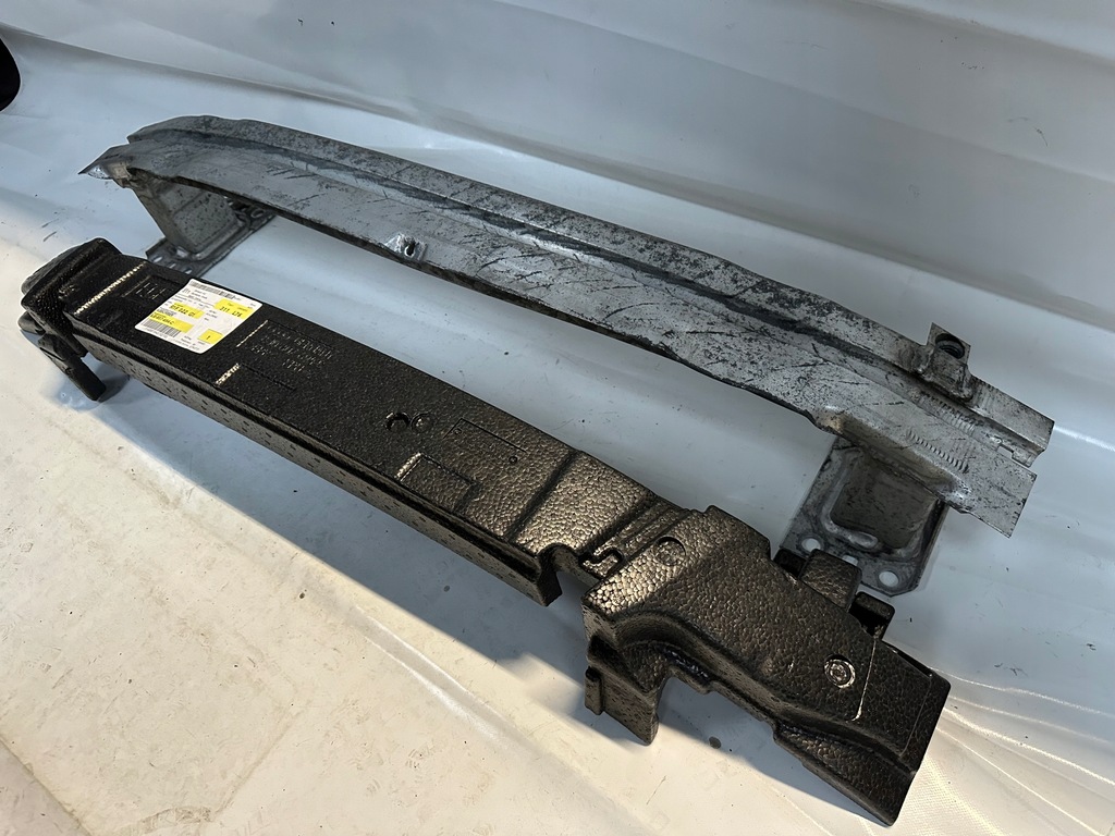 Bara de protecție Audi TT 8J0807109 Product image