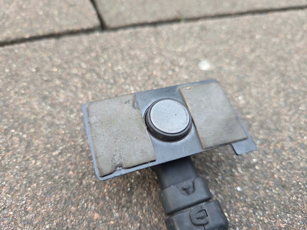 VW Touran Lift Senzor PDC+Fixarea pădurilor 4H0919275 1T0919494B 10-2015 Product image