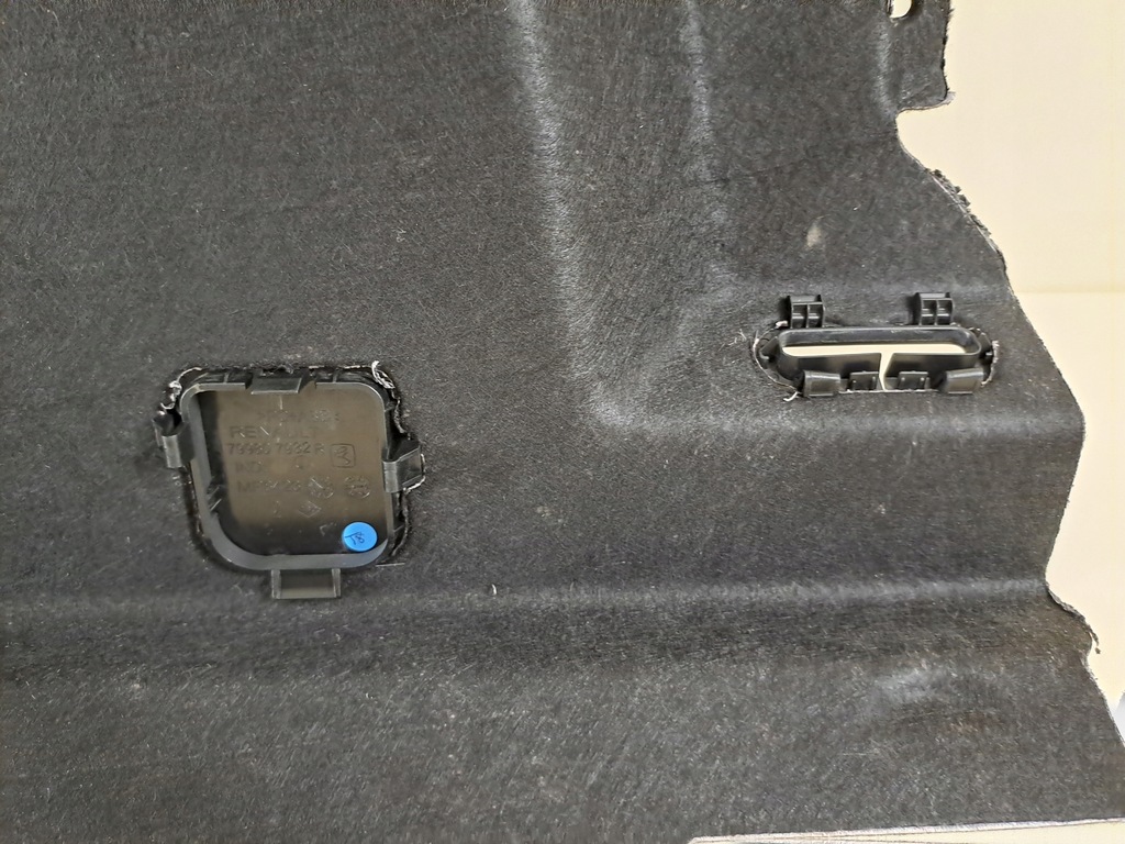RAFT portbagaj SPATE CAPAC GEAM DACIA LOGAN 3 21 martie Product image