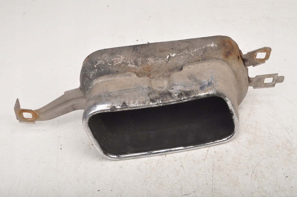 BMW 7 F02 4.4 V8 DIFUSOR STANGA ESCAPAR Product image