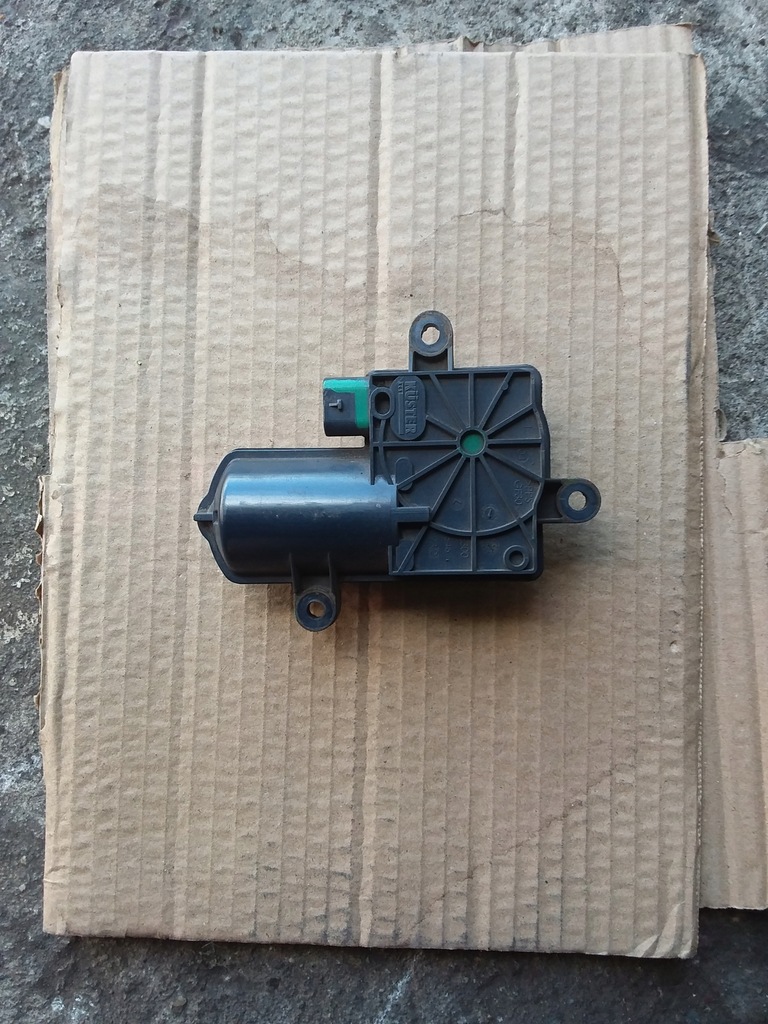 MERCEDES W176 A-KLASA PRZEPUSTNICA STEROWNIK KLAPY WYDECHU TŁUMIKA AMG Product image