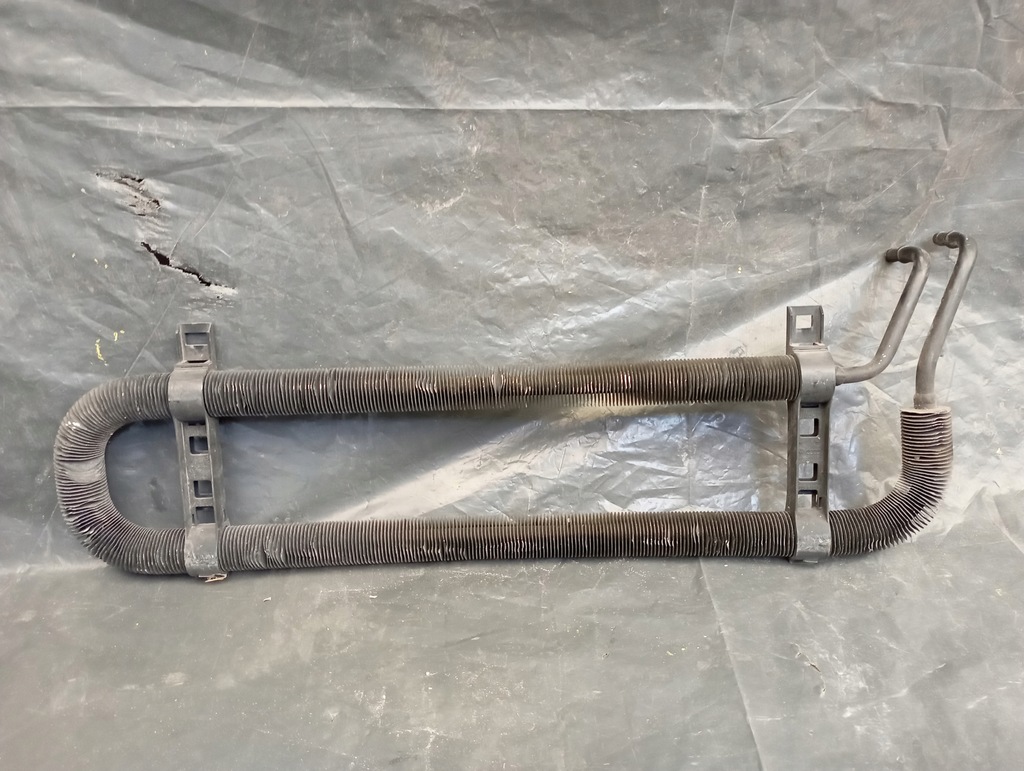 Audi A4 A5 Q5 8K0422885 radiator ulei servodirectie Product image