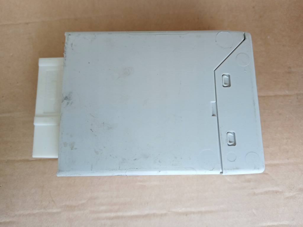 F01 F02 F07 F10 F11 X3 F25 F30 F31 F32 F33 F34 MODUL CONTROLLER CÂRLIG 6796905 Product image