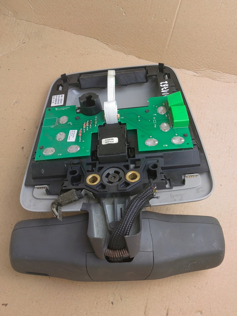 Oglinda interioara LUMINATA CABINA VOLVO 8685433 Product image