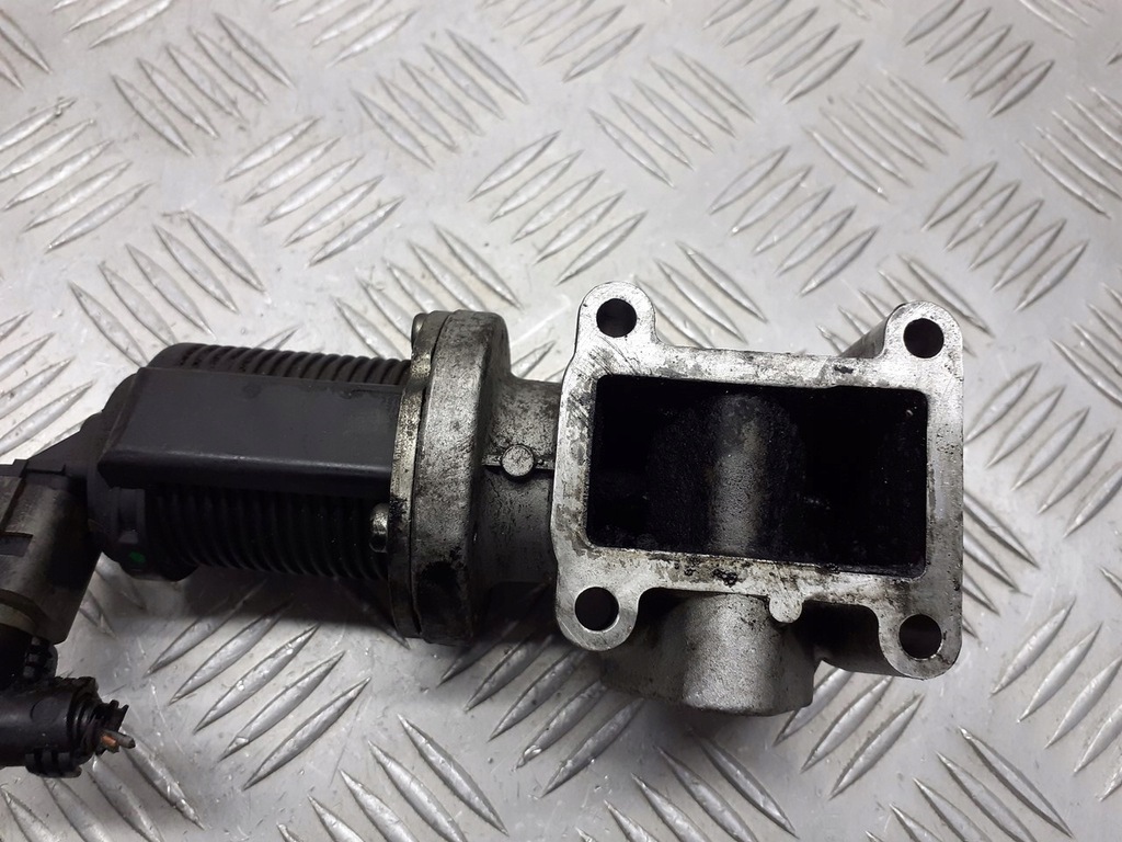 EGR Opel Vectra C 1.9 CDTI 55215031 Valva turbină Product image