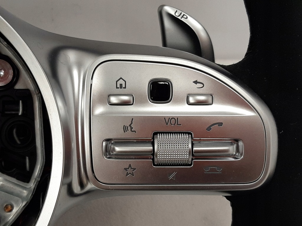 Volan încălzit Mercedes AMG Carbon Alcantara Product image