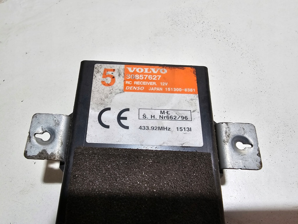 CONTROLLER DE BLOCARE CENTRALĂ ALARMA VOLVO V40 30857627 original Product image