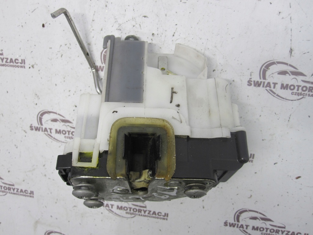 Opel Combo D 13r Blocarea ușii din spate Product image