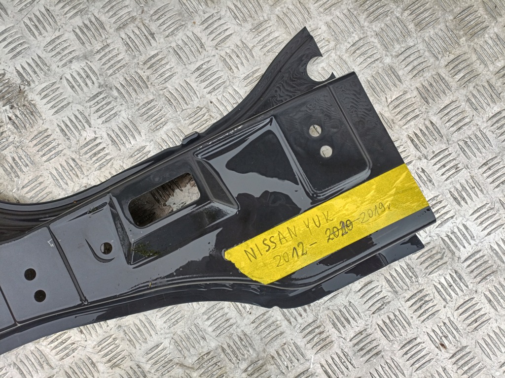 NOU CAPAC STÂLPĂ FAŢĂ STÂLPĂ DREAPTA FAŢĂ NISSAN JUKE F15 12-19 Product image
