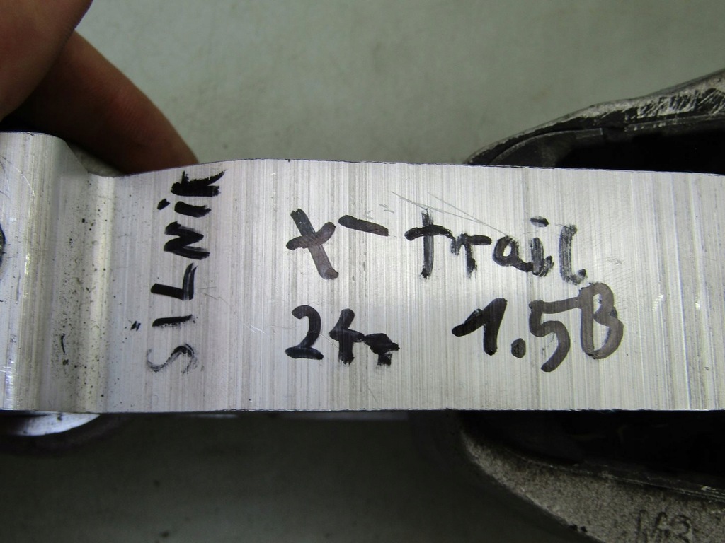 X-TRAIL IV T33 1.5 24R PERNĂ DE SUSPENSIE SUPORT CULISĂ MOTOR Product image
