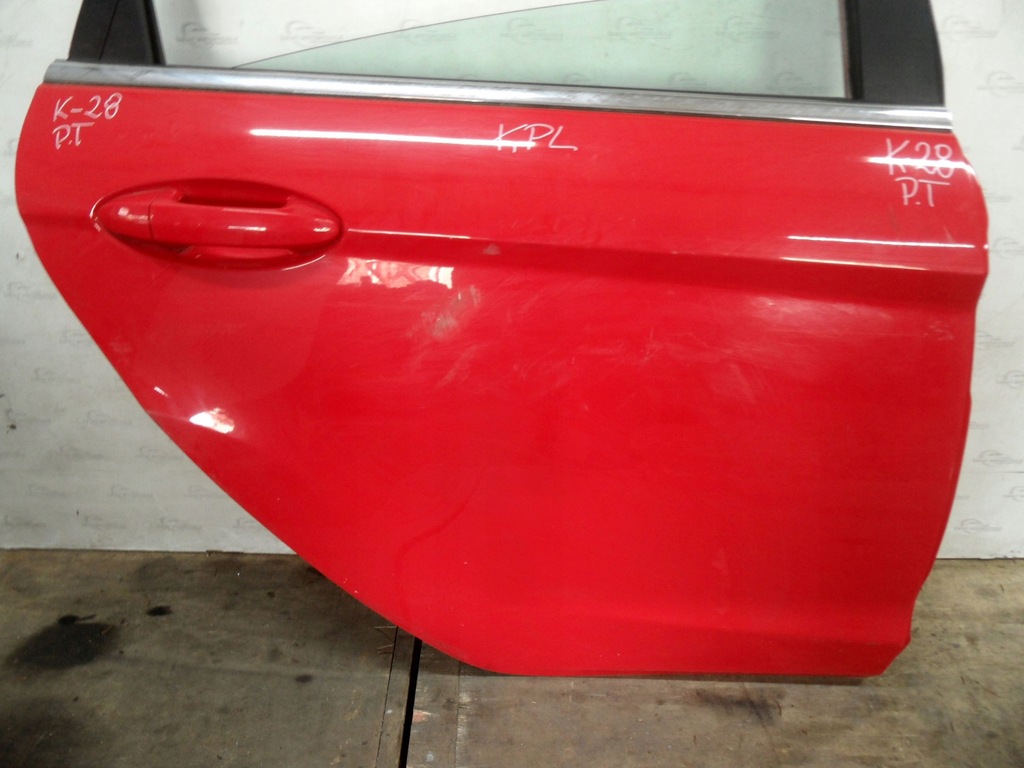 Ford Fiesta Mk7 VII 11R ușa din spate dreapta Product image