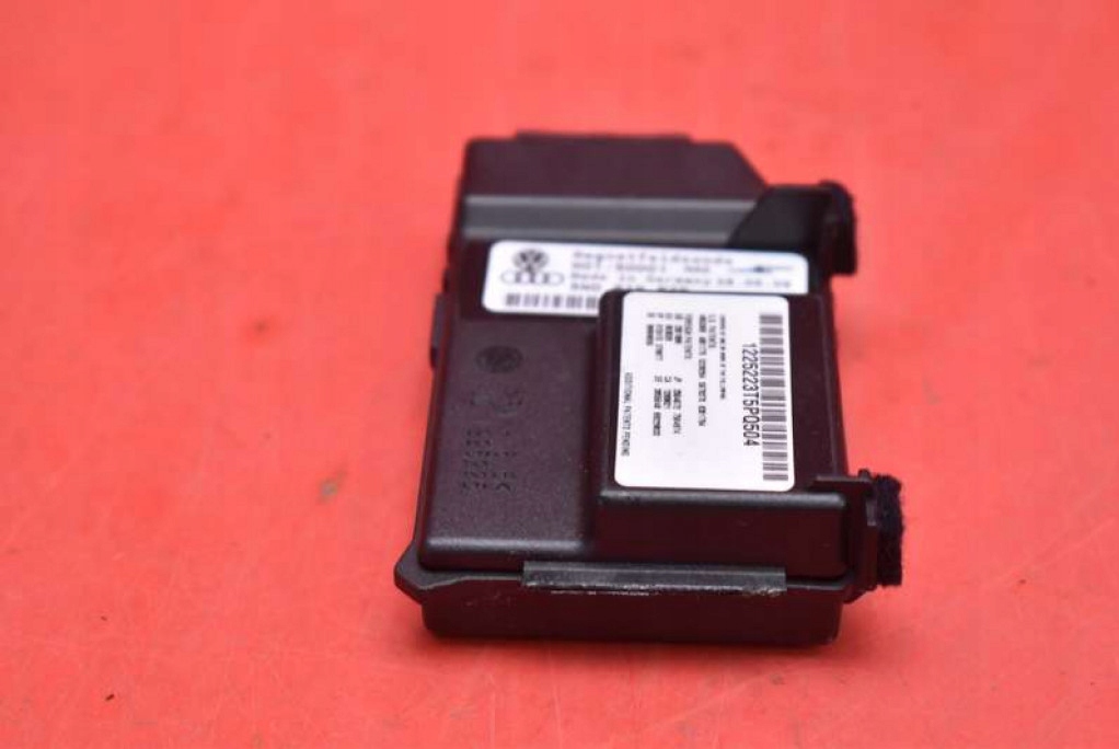 Controlerul modulului de câmp magnetic 5N0919879 VW Tiguan 1 și 07-11 Product image