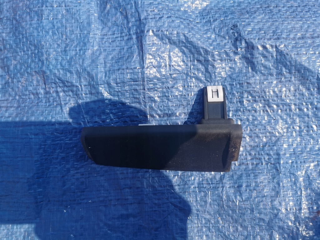 CAPAC ECRAN CITROEN DS4 9688610577 Product image