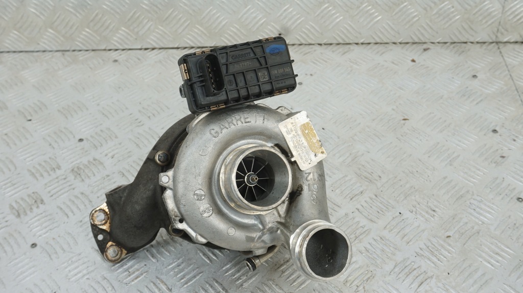 Mercedes 3.0 350CDI turbina A6420902486 Product image