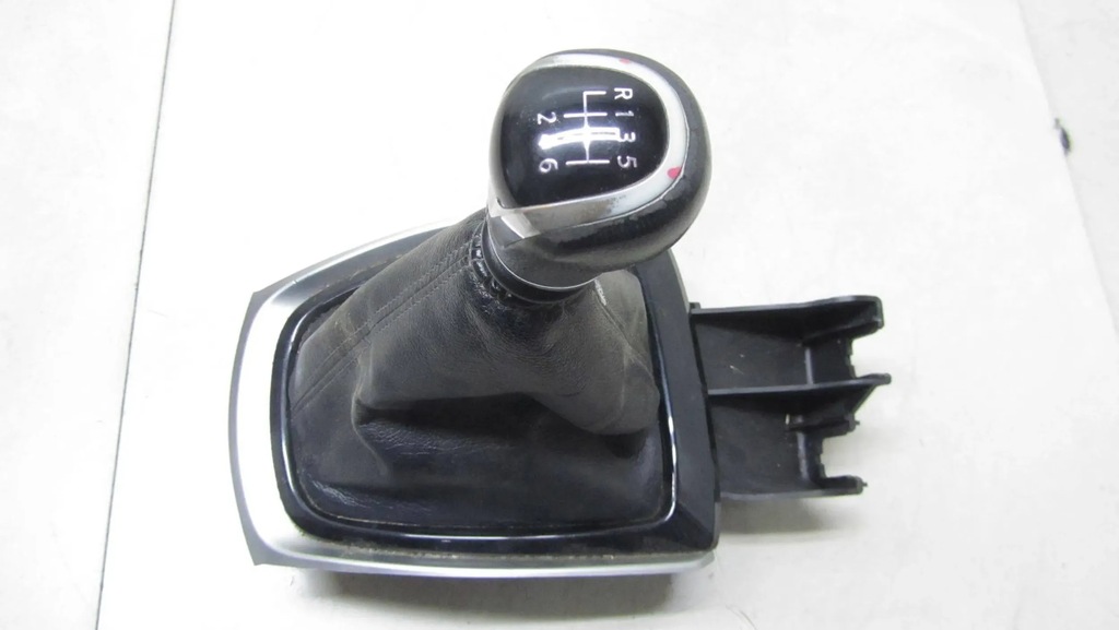NISSAN X-TRAIL T32 PÂRGIA SELECTOR DE TREPȚE 14- Product image