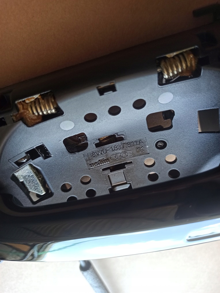 Mâner exterior Audi A5 F5 LED fără cheie stânga spate 8W0837811A Product image