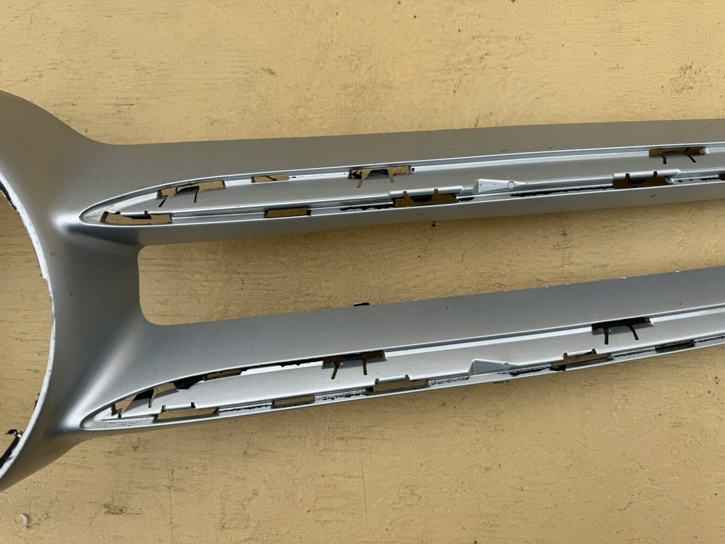 Mercedes B Clasa W246 II 11-18R Grill Bumper Dummy A2468880173 Product image