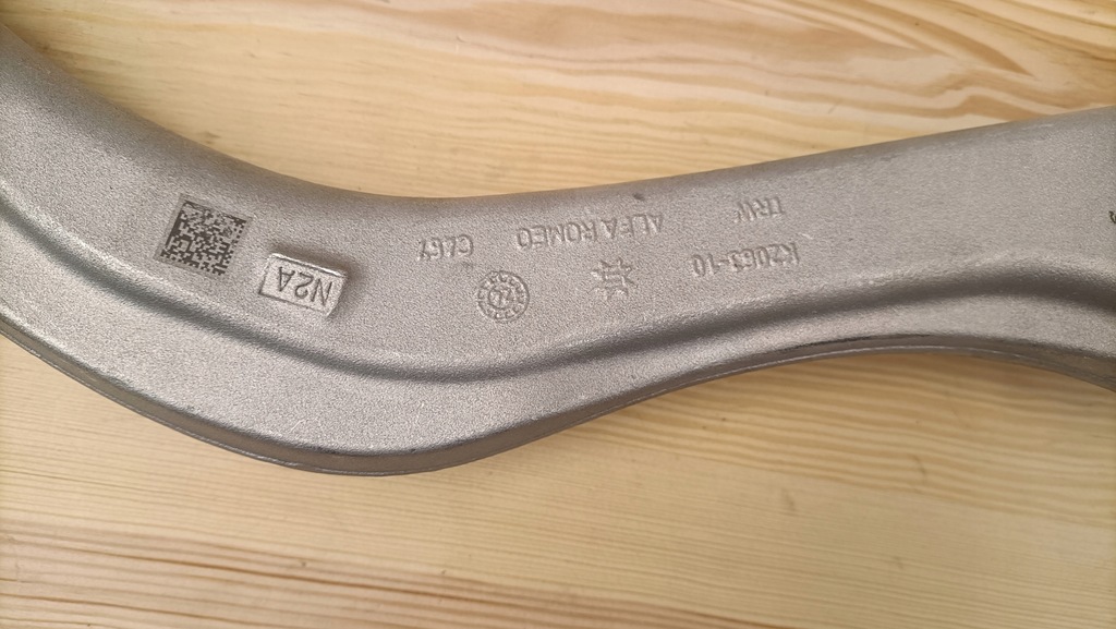 STÂNGA NOU BĂRȚE OVALAȚIUNE FAȚĂ ALFA STELVIO GIULIA K2063 K116/1331 Product image