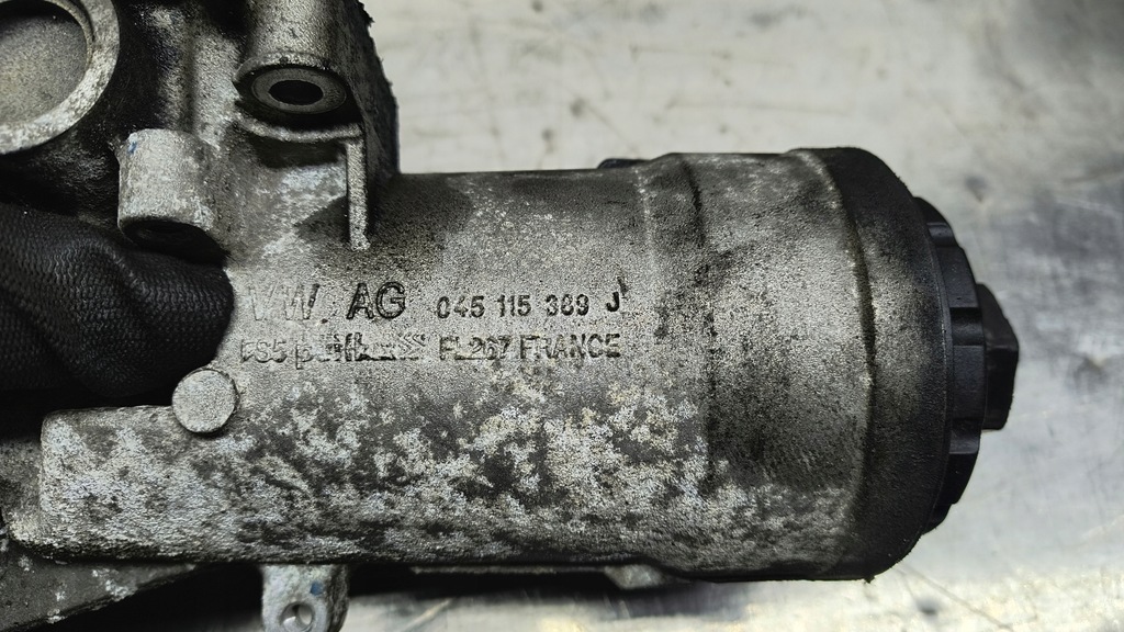 VW Audi Skoda 2.0 TDI Carcasă de filtru de ulei 045115389J Product image