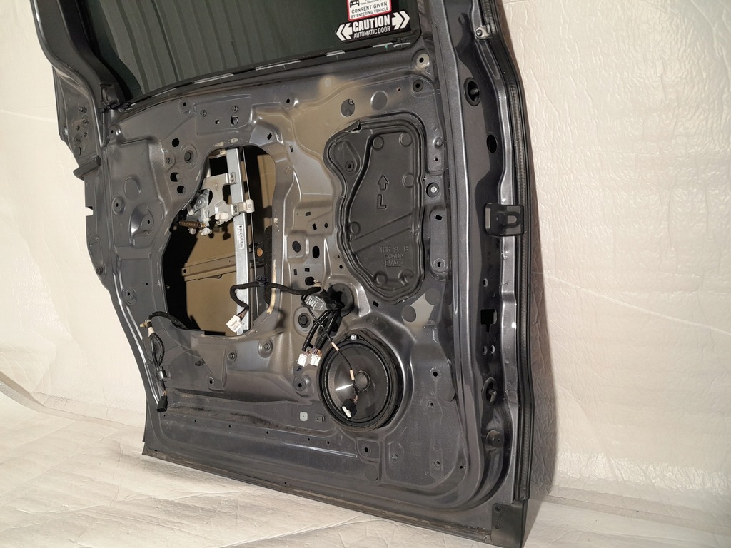 HONDA ODYSSEY V 18- UȘĂ CULISANTE STÂNGA SPATE NH797M Product image