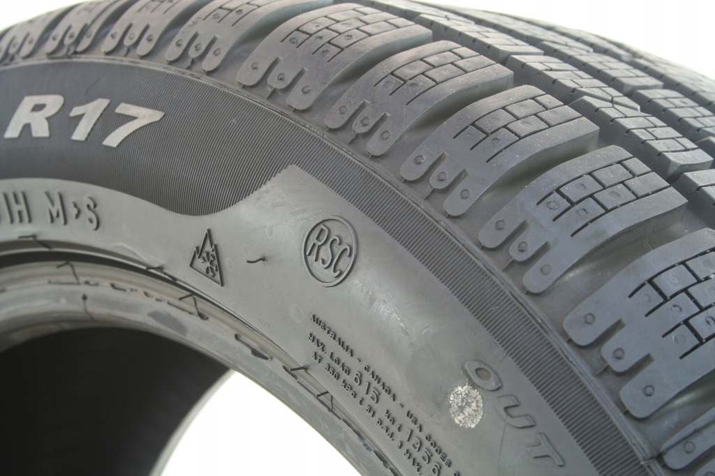 2 Używane Opony Zimowe 205/55R17 Pirelli Sottozero Winter 210 RSC RUN FLAT Product image