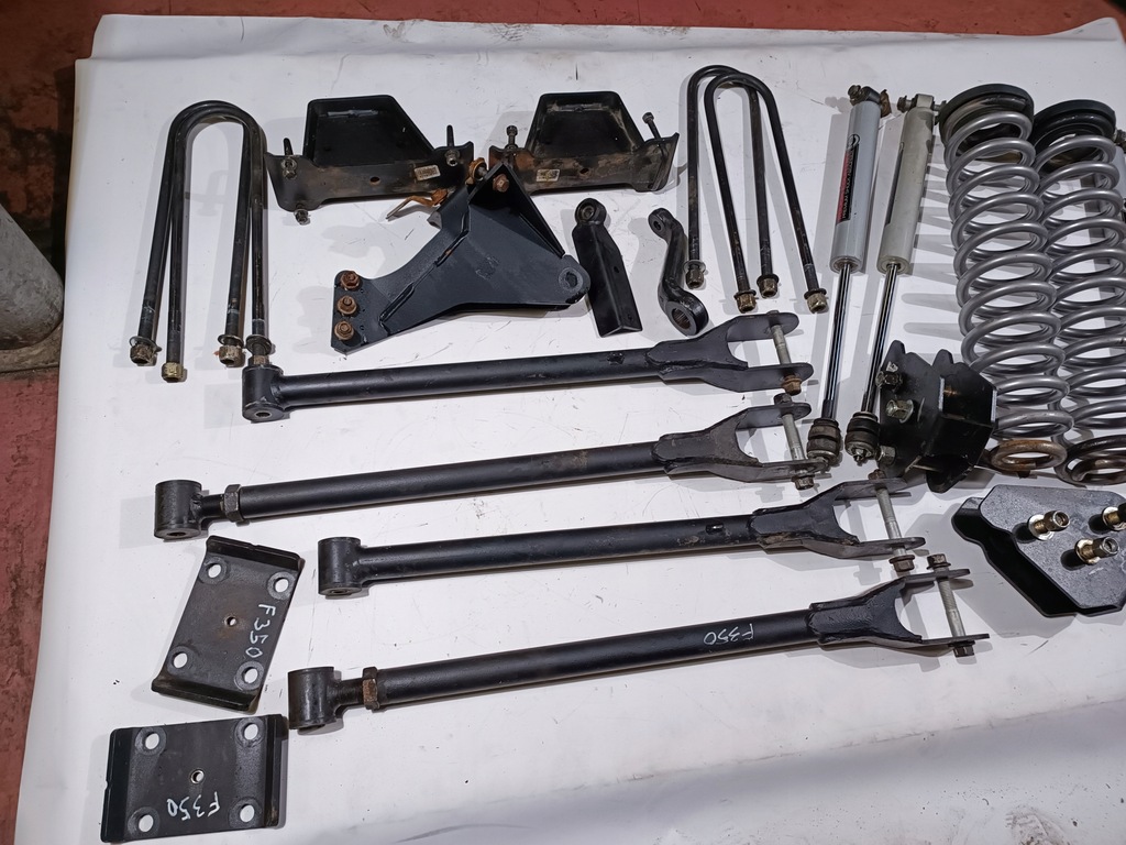 Kit ridicare suspensie Ford F250 F350 2017- Product image