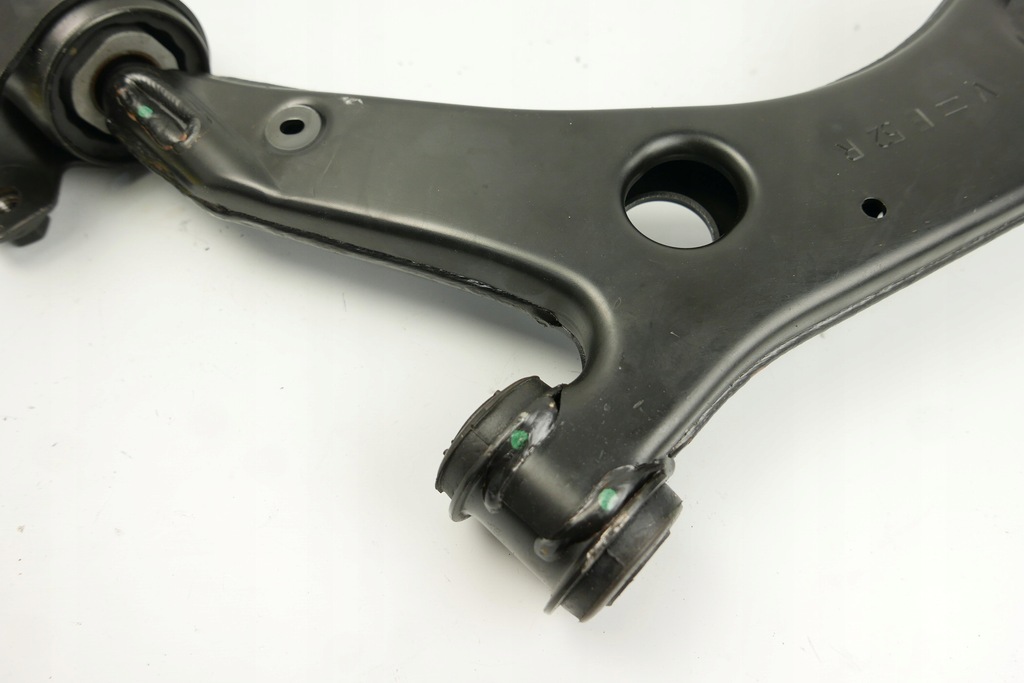 Front Swing Ampt Volvo C30 C70 S40 V50 15mm 30714127 31277465 Optimal Product image