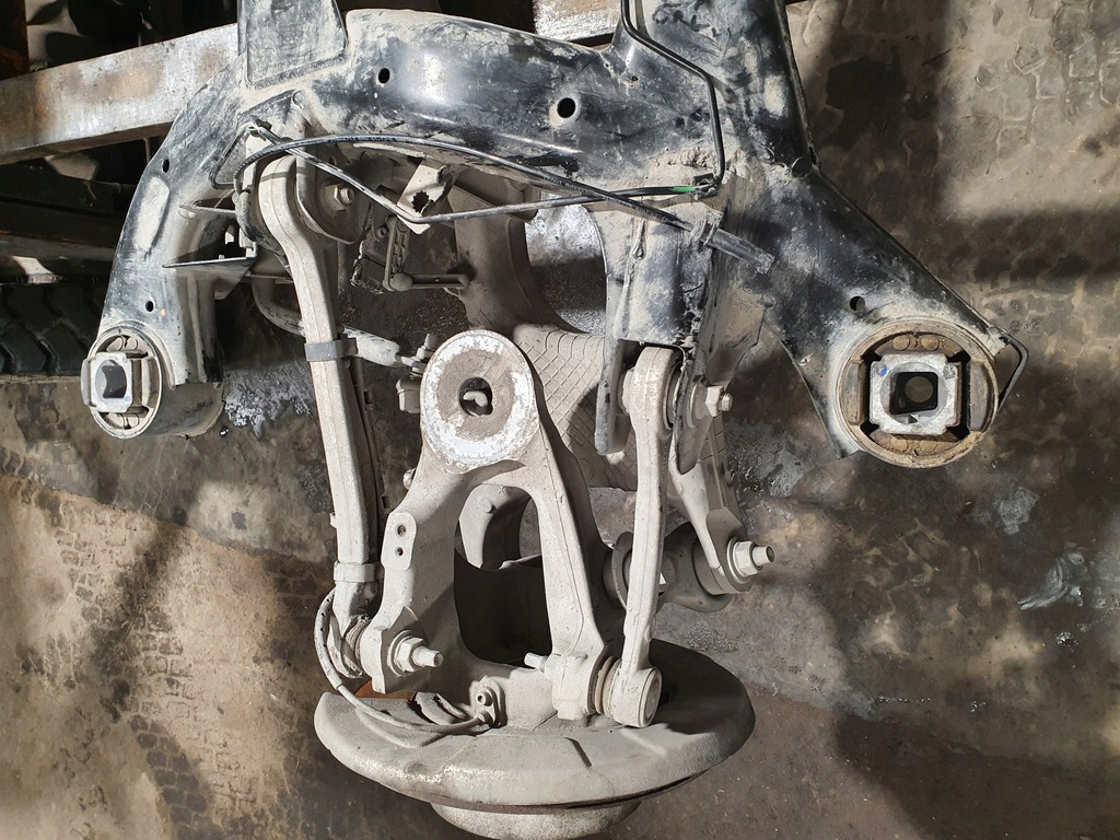 SUSPENSIE FUNDA SPATE BMW X5 X6 F15 F16 2.0D Product image