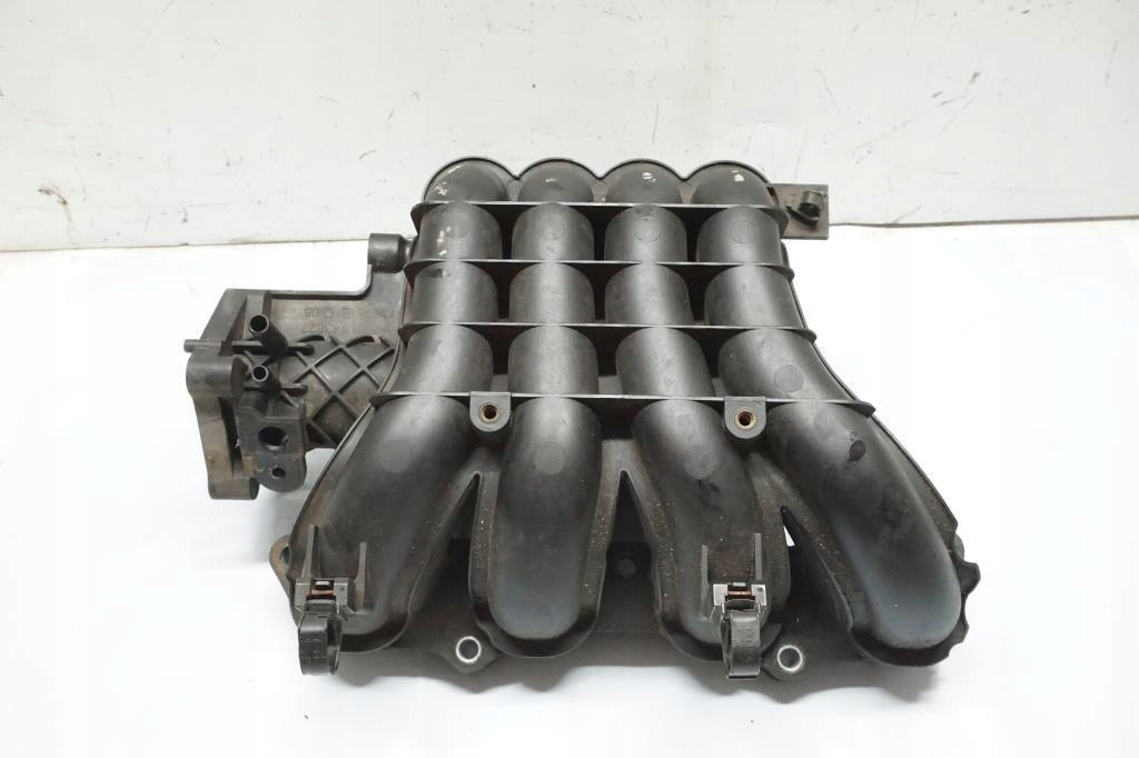 COLECTOR DE INDUCȚIE MITSUBISHI COLT VI 1.5 MN143823 Product image